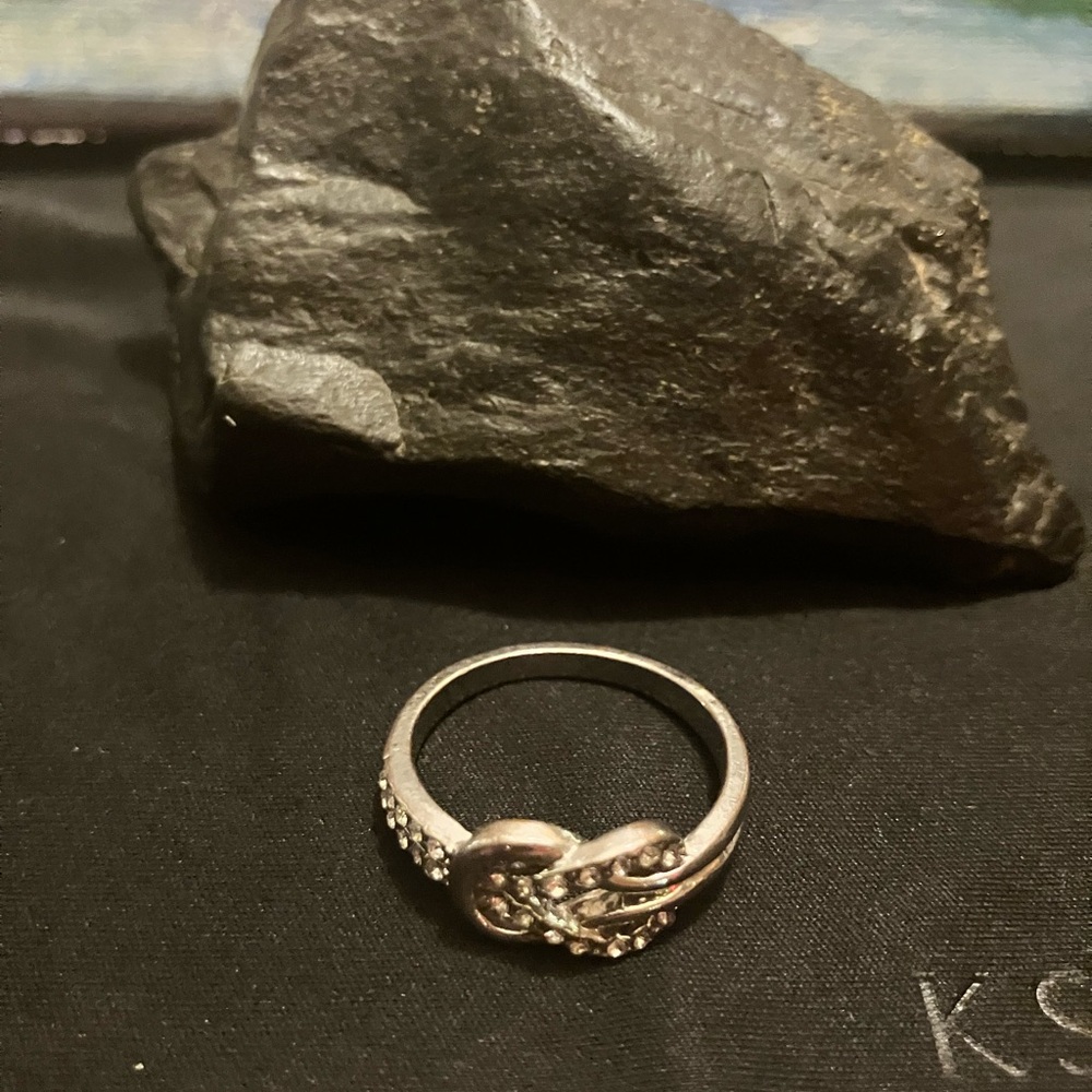 Elegant Silver Knot Ring